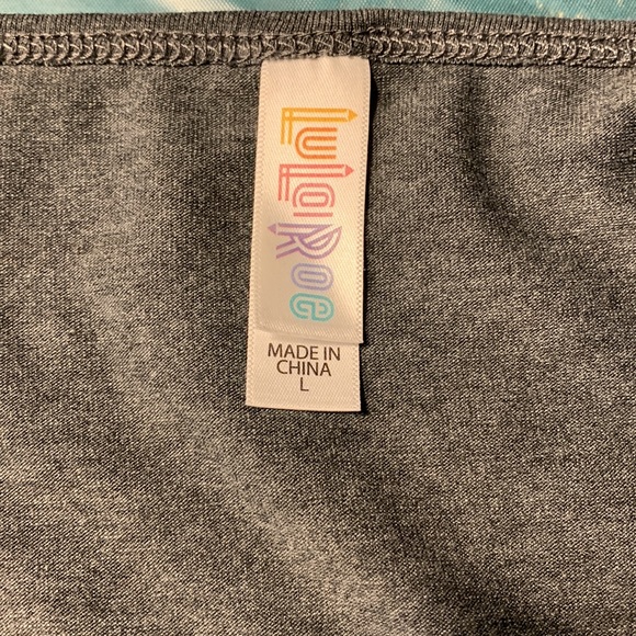 LLR Solid Gray Long Sleeve Scoop Neck Tunic - Picture 4 of 5